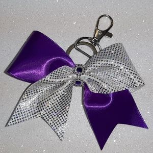 ❤ 4/$20 Cheer bow keychain